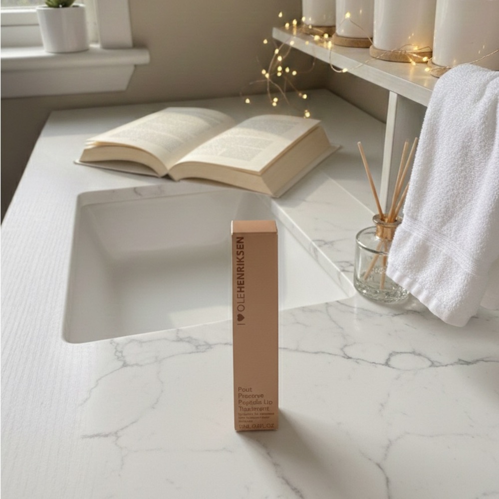 OleHenriksen POUT PRESERVE PEPTIDE LIP TREATMENT Crème Brûlée